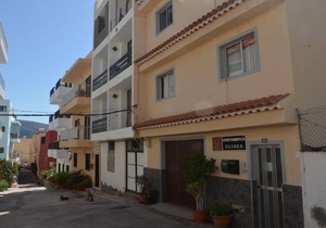 Apt. Ulises Bajo - One Bedroom Apartment, Sleeps 2