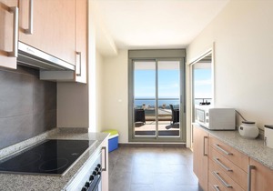 Apt with spacious terrace with amazing sea views, pool, 8 min drive to beach!
