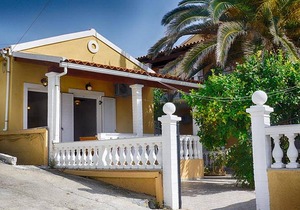 Arista Studio 3 - 50m vom Strand entfernt - Agios Georgios Pagi
