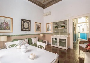 Ara Pacis Terrace Apartment