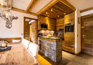 Arc 1950, luxury chalet atmosphere for 5/7 people, 5* ski-in ski-out residence with SPA