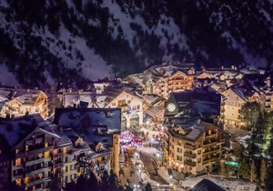 Arc 1950, luxury chalet atmosphere for 5/7 people, 5* ski-in ski-out residence with SPA