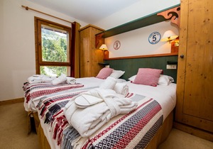 Arc 1950, Luxury, quiet corner, overlooks pistes, pedestrianised village