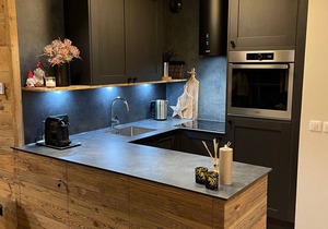Arc 1950: Spacious ski-in ski-out apartment, 4-6 pax