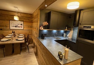Arc 1950: Spacious ski-in ski-out apartment, 4-6 pax
