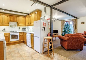 Archway Barn - E3864