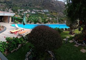 Arcos Grands Suites with enormous and private pool.