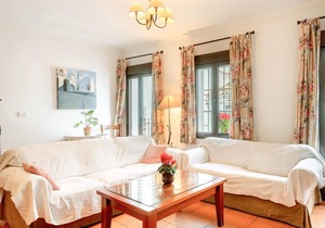 Are you dreaming of a relaxing vacation in an Andalusian village? Then this vacation home might be t