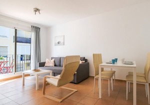 Are you looking for a good vacation apartment near Seville? Then this apartment with shared outdoor