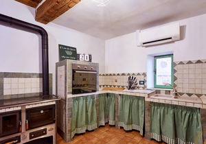 Are you looking for something special in the center of Italy? Here you will find it. Enjoy this orig
