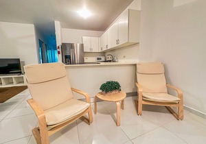 Arecibo Hotel 2106