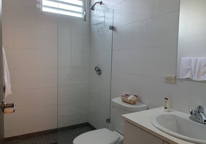 Arecibo Hotel 3202