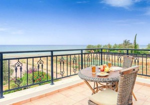 Argaka Beach Villa