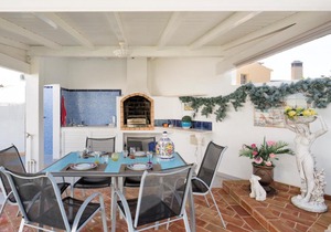 Armacao de Pera Villa Sleeps 6 with Pool Air Con and WiFi