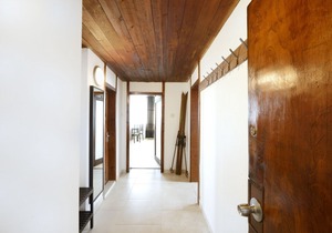 Artistic penthouse in walking distance to downtown.