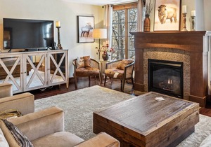 Ascent 202 - Sophisticated Three Bedroom