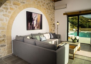 ASPALATHOS FALASSARNA VILLAS : LUXURY VILLA WITH VIEW IN THE FALASSARNA BEACH