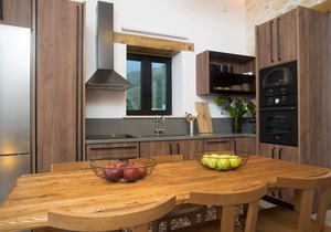 ASPALATHOS FALASSARNA VILLAS":LUXURY VILLA WITH VIEW IN