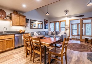 Aspen Meadows 10 -Beautifully Furnished
