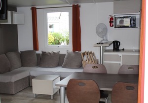Association of 2 mobils homes - 5 to 8 bedrooms - 10 to 16 people