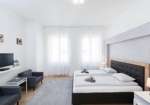Astoria Flats 1