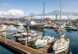 Astoria Riverwalk Inn