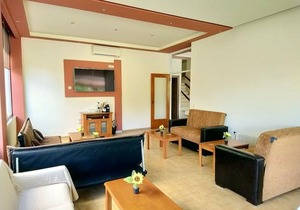 Astron Hotel