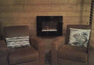 at the foot of the slopes renovated 2 bedrooms 2 bathrooms separate wc
