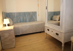 AT002 PLATJA: House for 5 people in second line of the beach of Baix a Mar