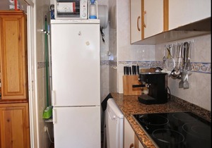 AT018 TORREMUNTS: Equipped apartment, with pool and wifi, 250m from the beach