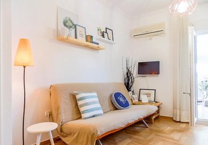 Attikis-Cozy Apartment Athens Center