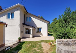 Attractive holiday apartment for a relaxing holiday near the sea.