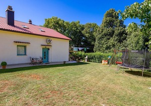 Attractive holiday apartment for a relaxing holiday near the sea.