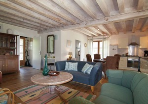 Attractive holiday home with parking lot