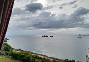 Atypical fisherman's house, breathtaking sea view of the Iroise Sea