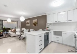 Au Appartmentss // Excellent Location