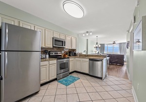 Aug 30-Sept 6 Special Now Available 5 Star Condo 3 bed 2 bath 1200Sq/Ft Condo