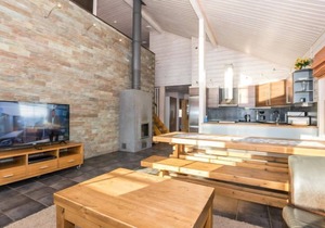 Aurinko-saaga 4 Paritalo by Interhome