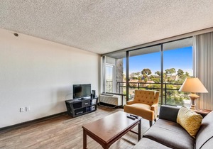 Ava Cortez Hill - CA64581