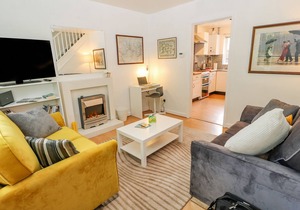AVAELIE HOUSE, family friendly, with a garden in Hebden Bridge