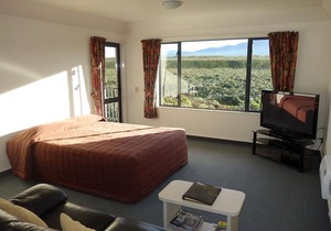 Avalon Manor Motel