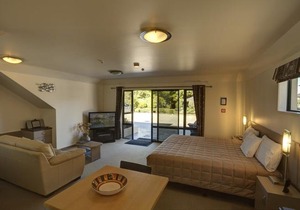 Avalon Manor Motel