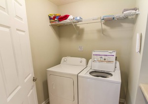 Avery's Ocean Breeze, 6 Bedrooms, Sleeps 12, Pet Friendly, Ocean View