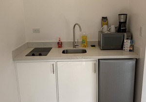 Aves Deluxe King Room & Open Loft Room Twin Beds-Kitchenette-2Pools-Yoga-Gym