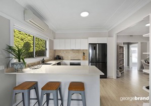 Avoca Beach House - Uninterrupted Beachfront