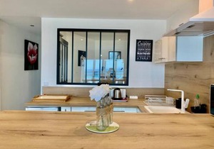 AwayDays Minimal Apartment with Incredible Views