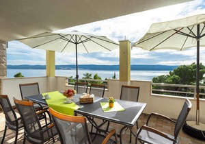 Awesome apartment in Lokva Rogoznica