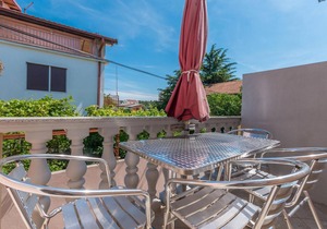 Awesome apartment in Kakma with WiFi