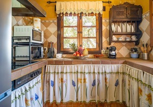Awesome cottage in Algatocín with WiFi