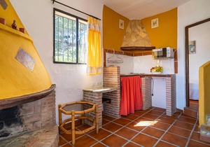 Awesome cottage in Algatocín with WiFi